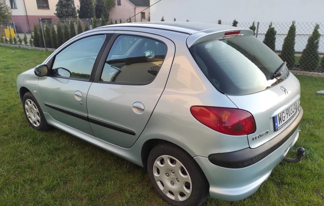 Peugeot 206 cena 12000 przebieg: 121000, rok produkcji 2005 z Biała Rawska małe 154